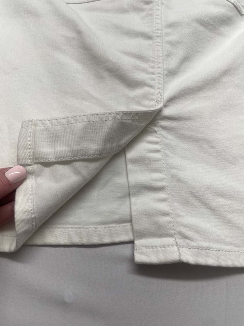 J. Jill White Denim Smooth Fit skirt Size 4 - Picture 10 of 10